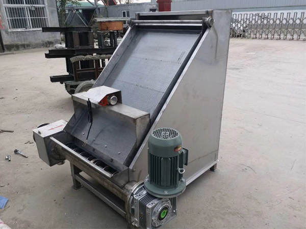 飼料粉碎攪拌機(jī) 飼料粉碎攪拌機(jī)